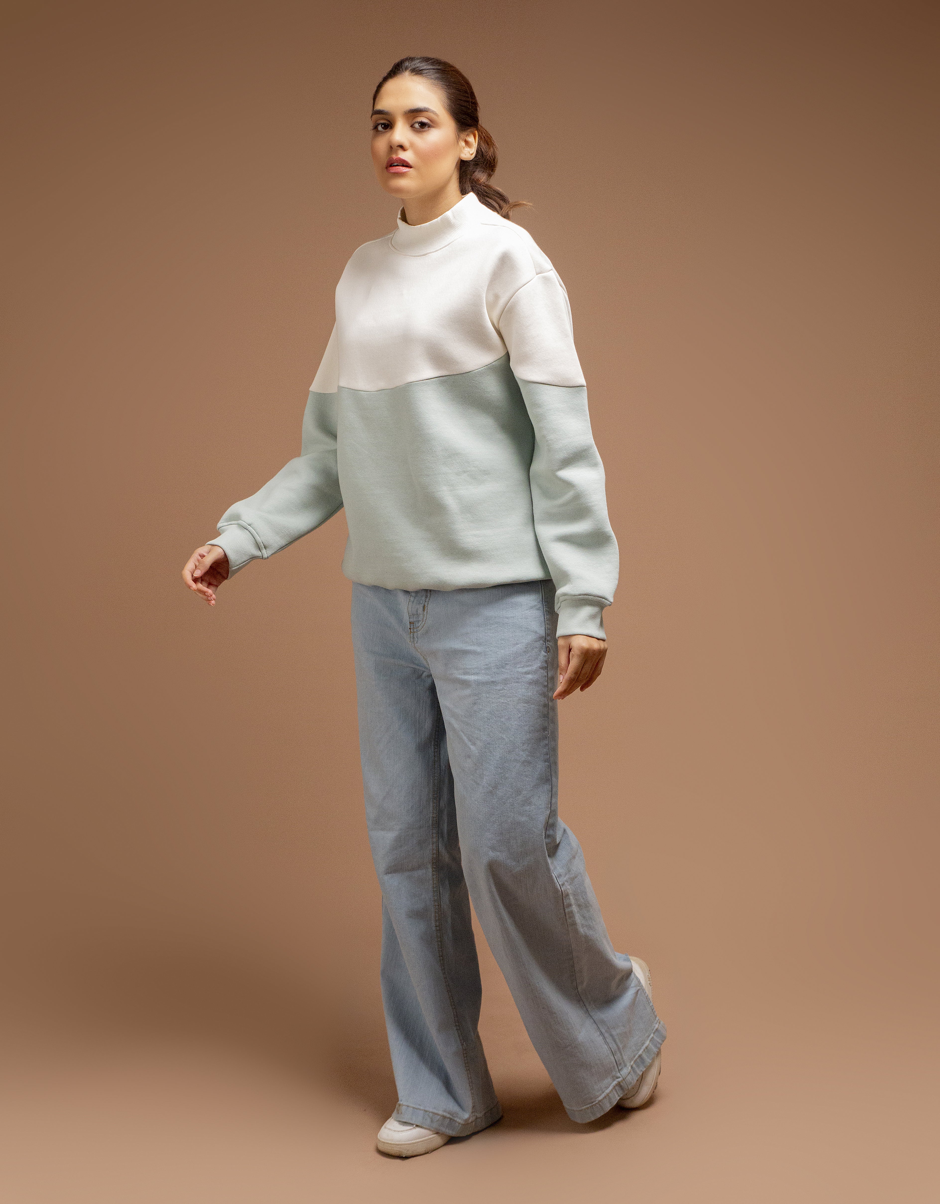 Color Block Sweatshirt - Light Sage Green | White