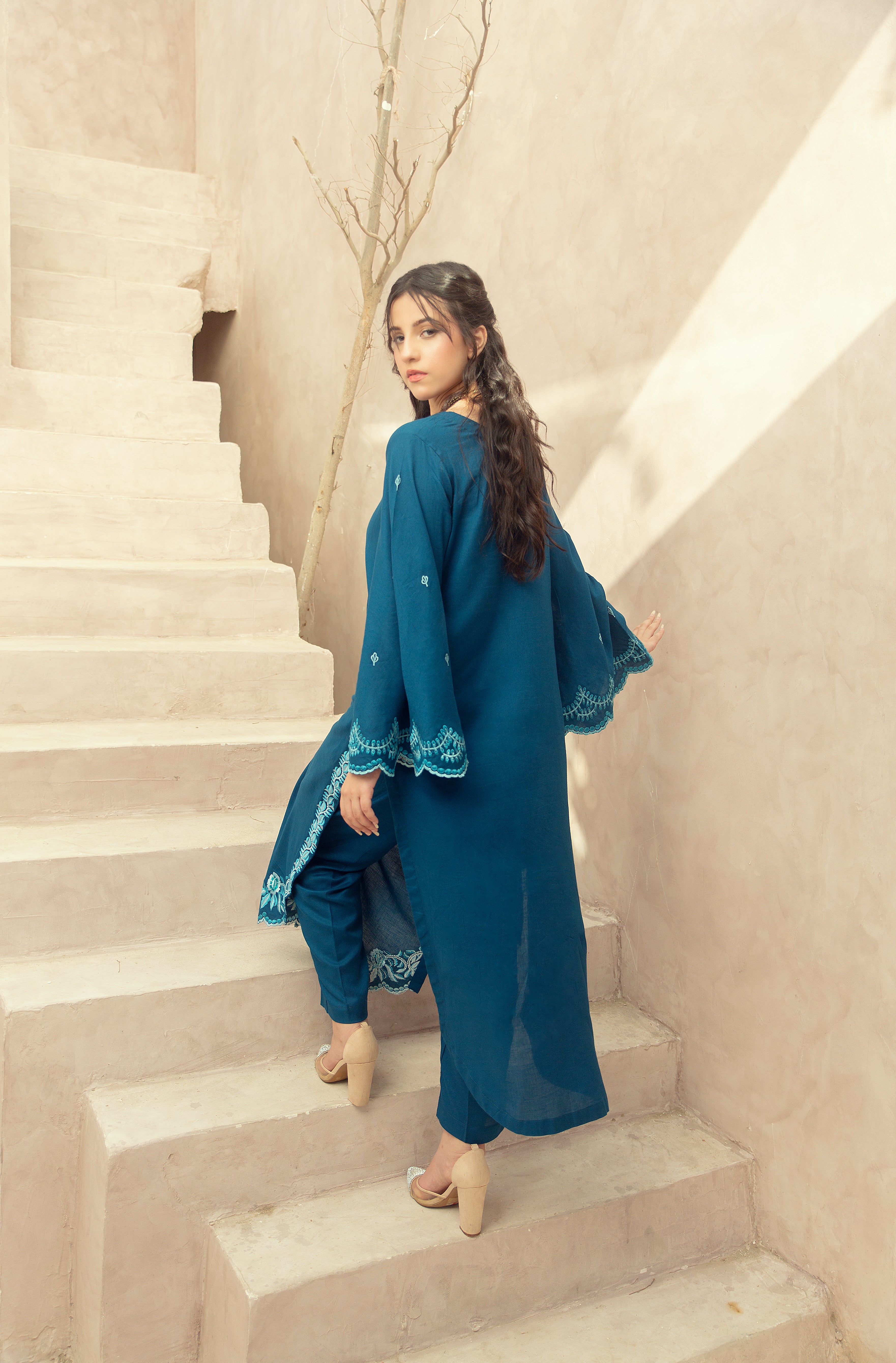 Embroidery Suit -Teal Blue