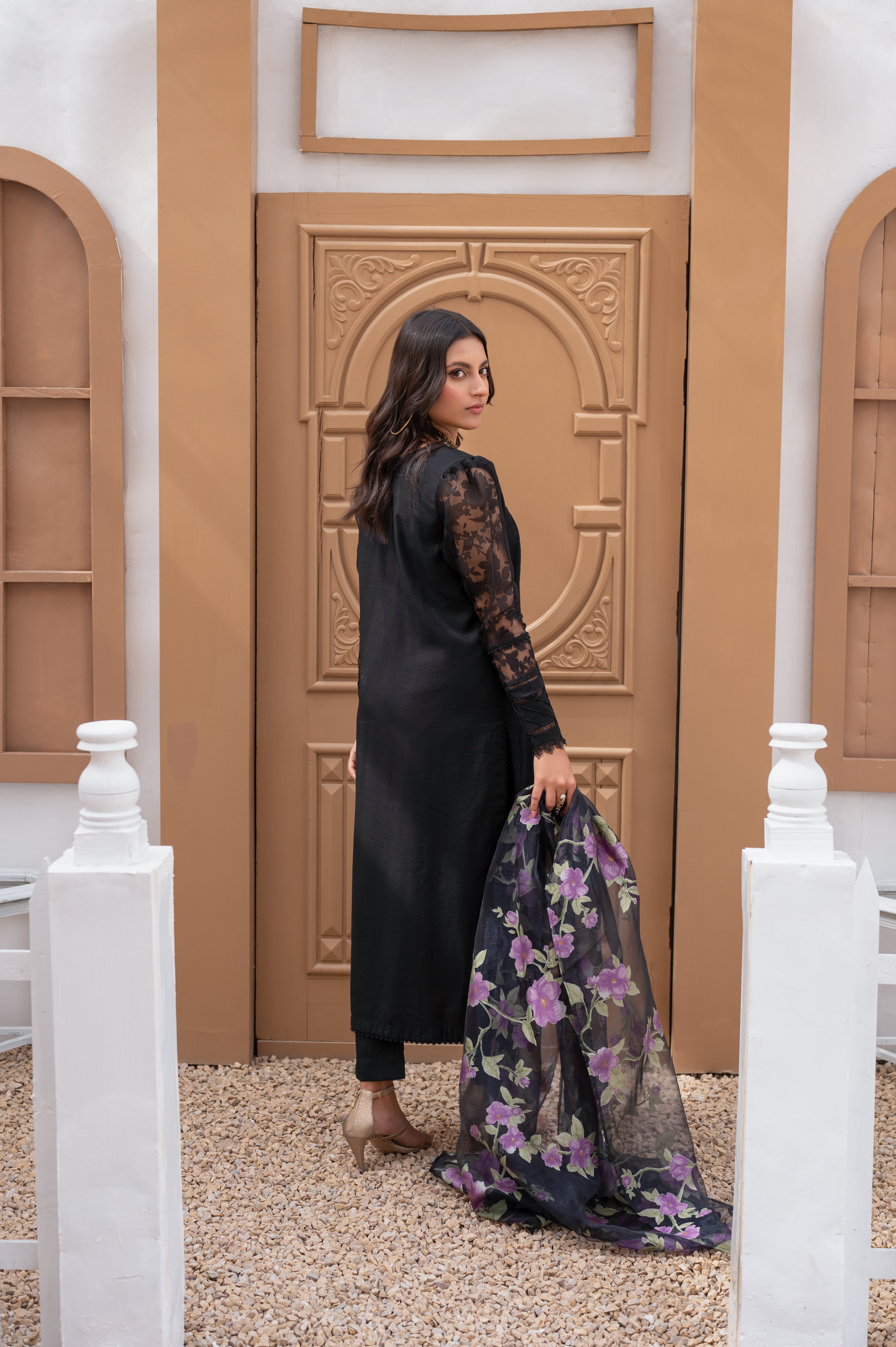 Gul-e-Siyah - گلِ سیاہ - Shamray